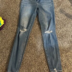 American Eagle Outfitters Light Blue Distressed Skinny Jeans